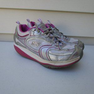 Sketchers Women’s Shape-Ups Shoes Pink Breast Cancer Awareness Size 8.5 #12309